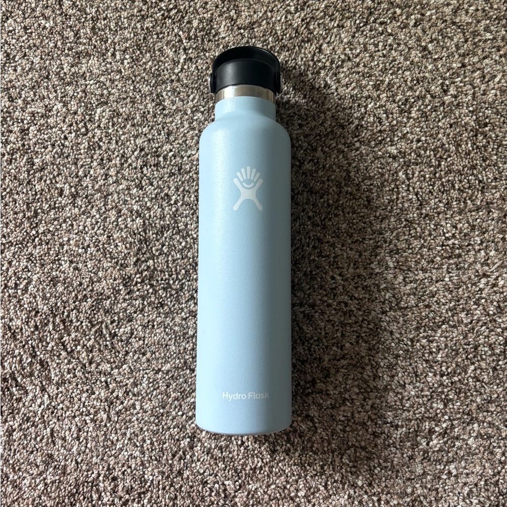 Hydro Flask Sky Blue Bottle